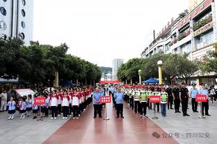 哈登：今天的失利很艰难 但仍然祝我所有的中国球迷新年快乐