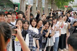 杨鸣：常规赛没有几场了 会在赢球的基础上做更多的尝试